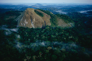 加蓬明武爾三字代碼(VOU),明武爾(Minvoul)四字碼,加蓬機場三字碼查詢
