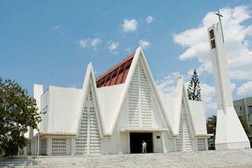 利比里亞羅伯茨國際機(jī)場(chǎng)三字代碼(ROB),羅伯茨國際機(jī)場(chǎng)(Roberts International Airport)四字碼,利比里亞機(jī)場(chǎng)三字碼查詢