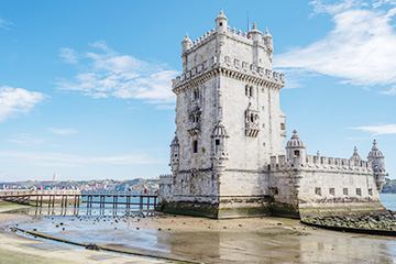 葡萄牙馬德拉機(jī)場(chǎng)三字代碼(FNC),馬德拉機(jī)場(chǎng)(Madeira International Airport)四字碼,葡萄牙機(jī)場(chǎng)三字碼查詢